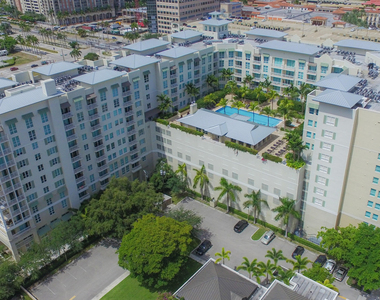 480 Hibiscus Street - Photo Thumbnail 32