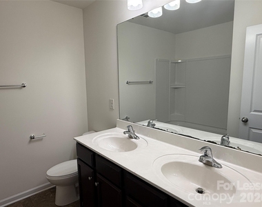 1933 Stoney Point Circle - Photo Thumbnail 20