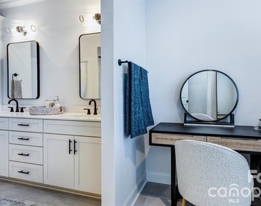 5505 Closeburn Road - Photo Thumbnail 32