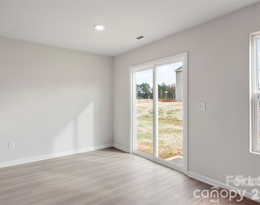 1314 Nia Road - Photo Thumbnail 15