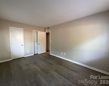 415 Orchard Trace Lane - Photo Thumbnail 9