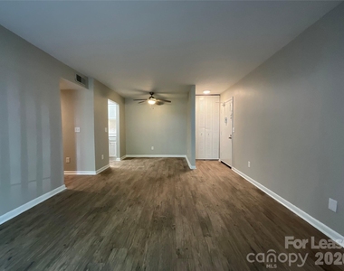 415 Orchard Trace Lane - Photo Thumbnail 3