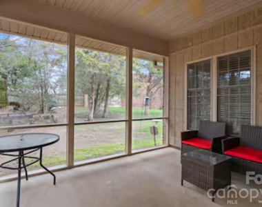 2804 Wingfield Place - Photo Thumbnail 4