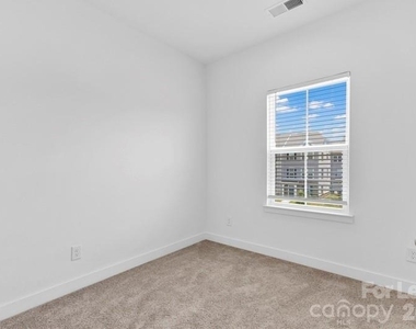 1713 Aspire Street - Photo Thumbnail 11