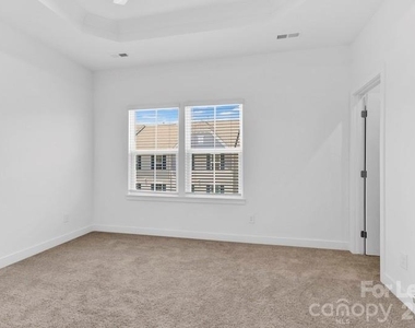1713 Aspire Street - Photo Thumbnail 7