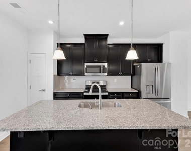 1713 Aspire Street - Photo Thumbnail 1