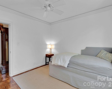 1121 Myrtle Avenue - Photo Thumbnail 19