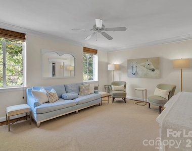 1121 Myrtle Avenue - Photo Thumbnail 3