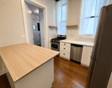 487 Washington Avenue - Photo Thumbnail 5