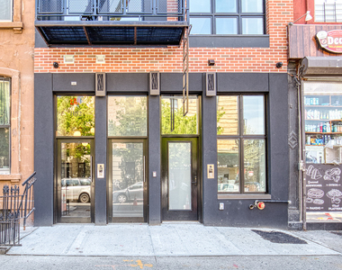 1052 Dean St - Photo Thumbnail 5