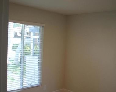 1300 Saratoga Avenue - Photo Thumbnail 13