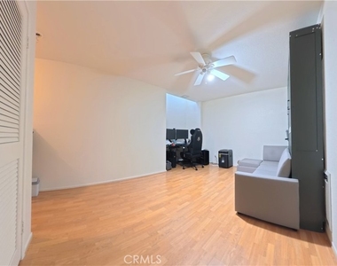 415 E Bougainvillea - Photo Thumbnail 29