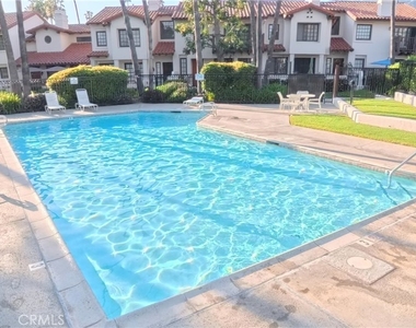 415 E Bougainvillea - Photo Thumbnail 36