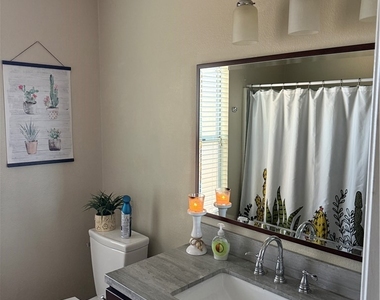3512 Lehigh - Photo Thumbnail 8