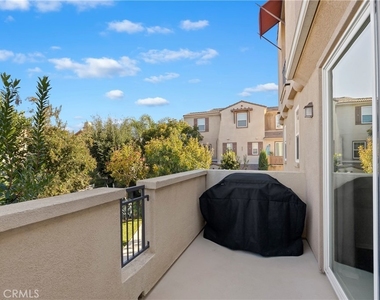 31205 Strawberry Tree Lane - Photo Thumbnail 5