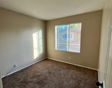 39668 Princeton Way - Photo Thumbnail 17