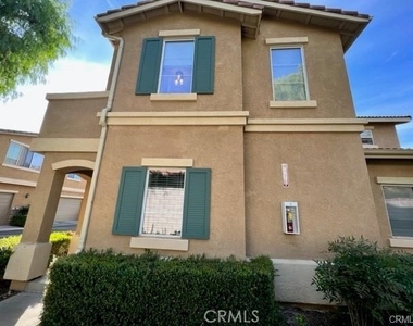 39668 Princeton Way - Photo Thumbnail 2