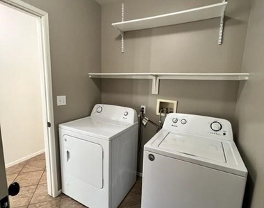 39668 Princeton Way - Photo Thumbnail 13