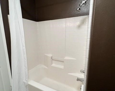 39668 Princeton Way - Photo Thumbnail 15