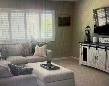 27227 Wedgewood - Photo Thumbnail 6