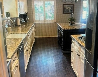 27227 Wedgewood - Photo Thumbnail 7
