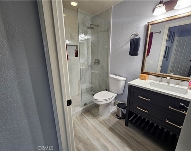 5010 Los Morros Way - Photo Thumbnail 31