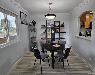 5010 Los Morros Way - Photo Thumbnail 12