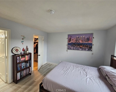 5010 Los Morros Way - Photo Thumbnail 29