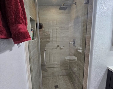 5010 Los Morros Way - Photo Thumbnail 26