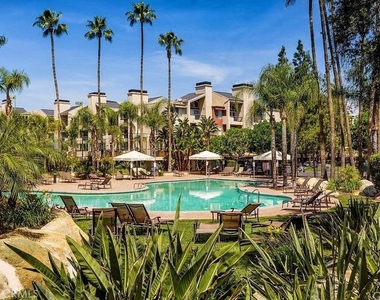 21520 Burbank - Photo Thumbnail 24