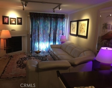 21520 Burbank - Photo Thumbnail 20