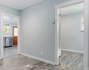 488 Audubon Way - Photo Thumbnail 8