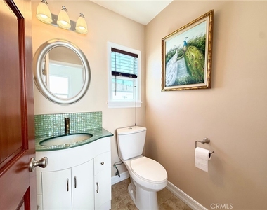 5639 Natick - Photo Thumbnail 14
