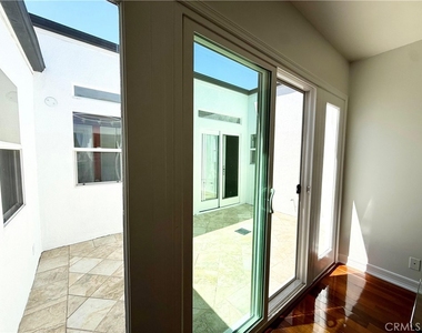 5639 Natick - Photo Thumbnail 13