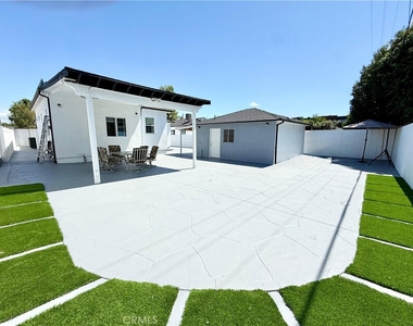 5639 Natick - Photo Thumbnail 1