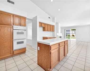 1699 Ramona - Photo Thumbnail 22