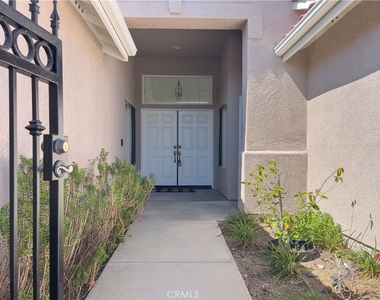 1699 Ramona - Photo Thumbnail 4