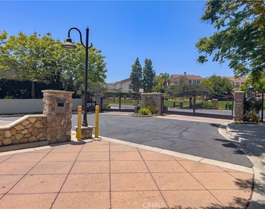 1699 Ramona - Photo Thumbnail 60