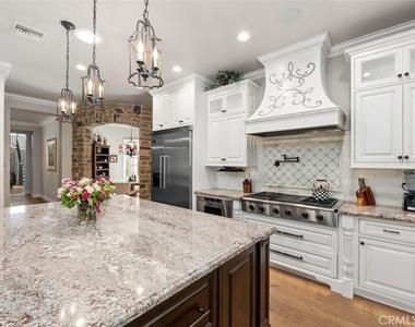 3950 Prado De Verde - Photo Thumbnail 3