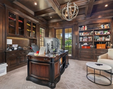 3950 Prado De Verde - Photo Thumbnail 9