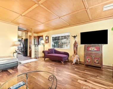 9354 Hillrose Street - Photo Thumbnail 5
