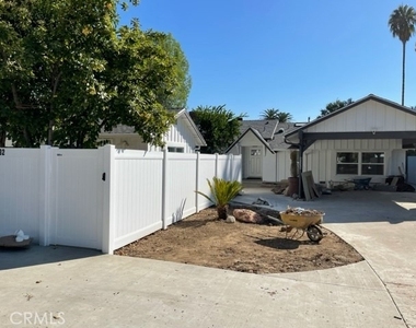6532 Shoup Avenue - Photo Thumbnail 9