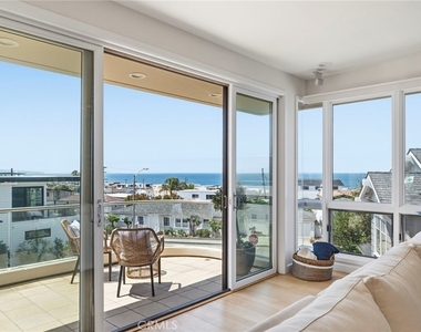 2242 Circle - Photo Thumbnail 4