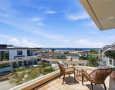 2242 Circle - Photo Thumbnail 15