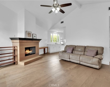 6541 W 84th Place - Photo Thumbnail 12