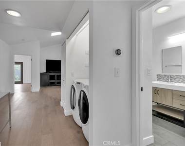 6541 W 84th Place - Photo Thumbnail 26