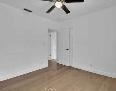 6541 W 84th Place - Photo Thumbnail 22