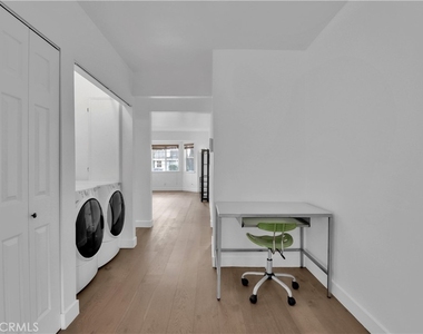 6541 W 84th Place - Photo Thumbnail 19