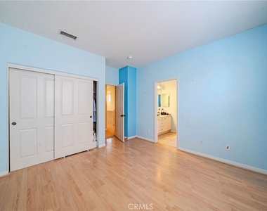 2226 Evans - Photo Thumbnail 28