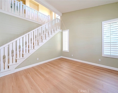 2226 Evans - Photo Thumbnail 3